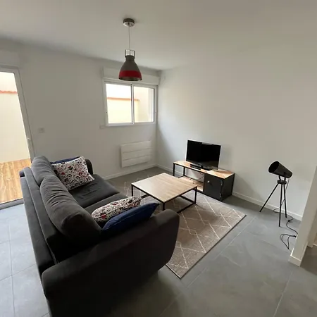 Appartement Neuf Avec Patio Saint-Laurent-sur-Sèvre Buitenkant foto